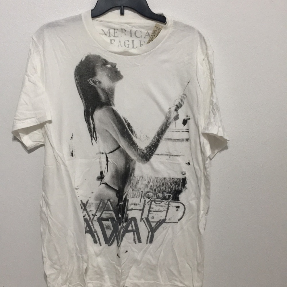 American Eagle t-shirt
